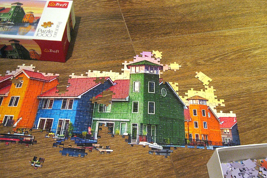trefl-puzzle-900-img_4527
