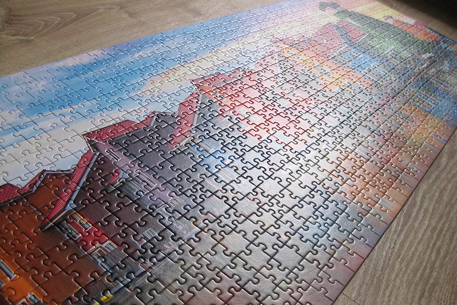 trefl-puzzle-900-img_4579