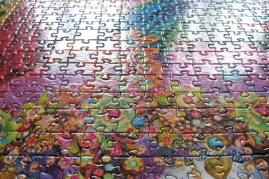 step-puzzle_muse-of-masquerade_900-img_7274