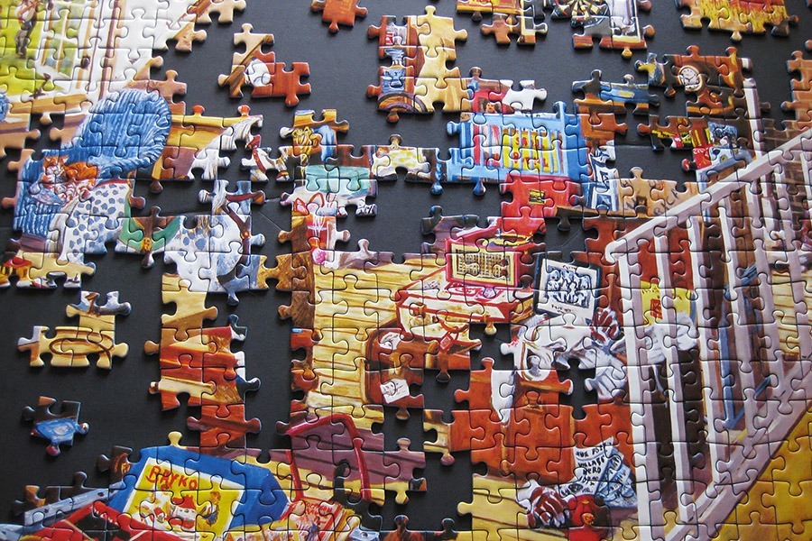 ravensburger_grandma attic_900 IMG_0001
