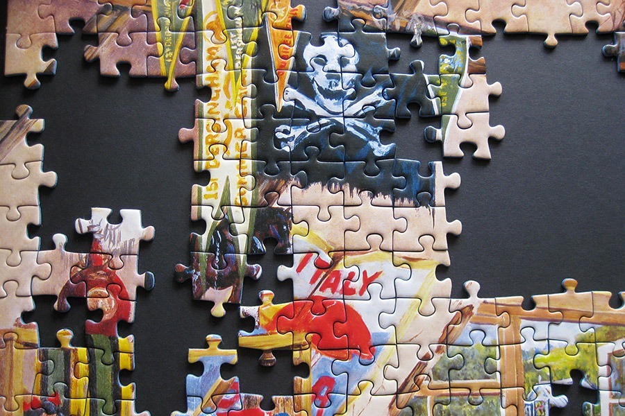 ravensburger_grandma attic_900 IMG_0002